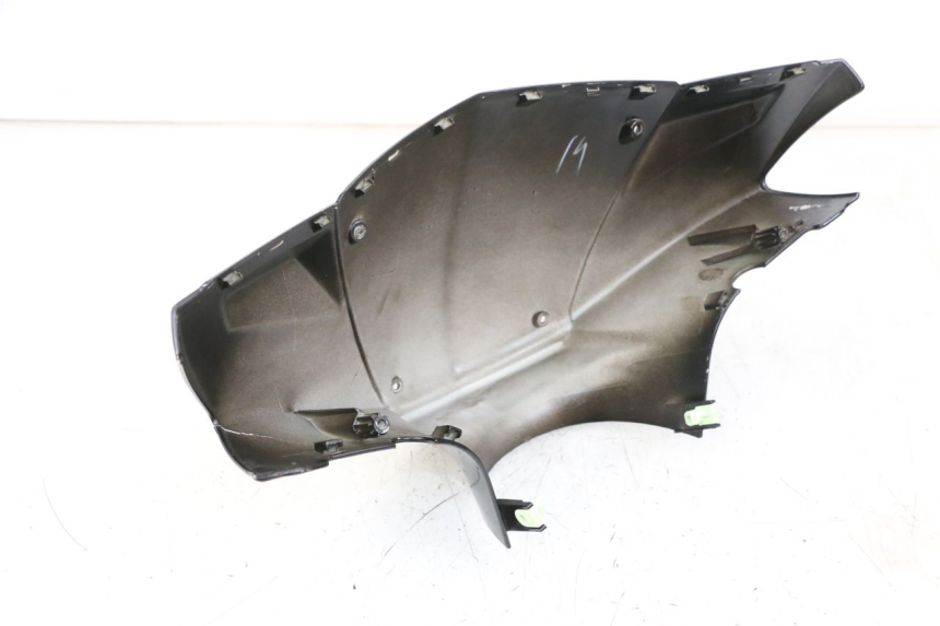 photo de COFANO MANUBRIO ANTERIORE PEUGEOT KISBEE 2T 50 (2010 - 2017)