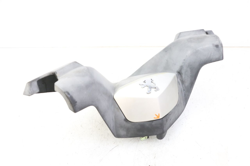 photo de COPRIMANUBRIO ANTERIORE PEUGEOT SATELIS COMPRESSOR K15 125 (2006 - 2009)