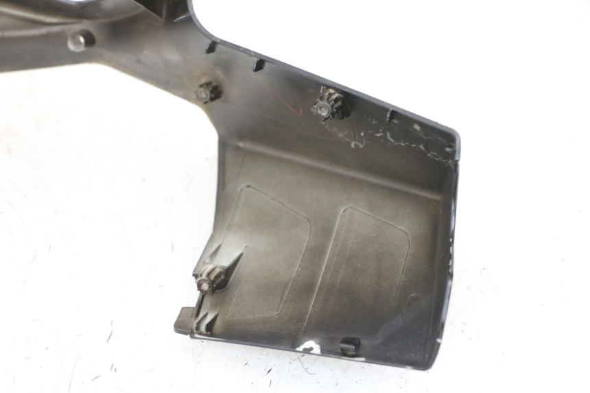 photo de COPRIMANUBRIO ANTERIORE PEUGEOT VIVACITY 125 (2010 - 2017)