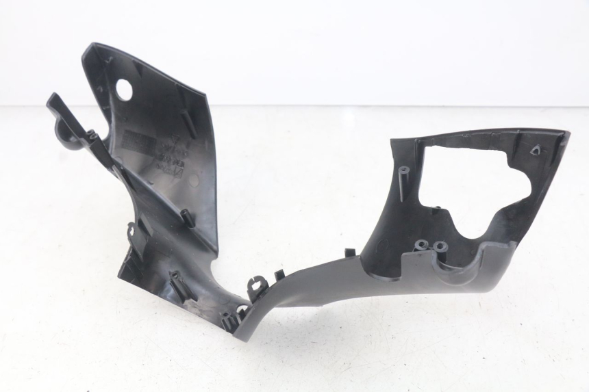 photo de COPERCHIO MANUBRIO ANTERIORE PIAGGIO ZIP 4T 50 (2006 - 2017)