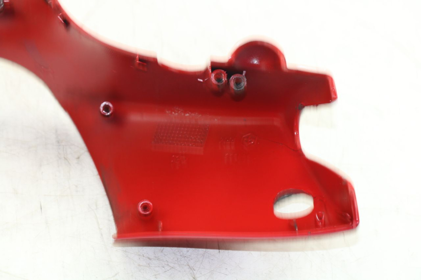 photo de COPERCHIO MANUBRIO ANTERIORE PIAGGIO ZIP 4T 50 (2006 - 2017)