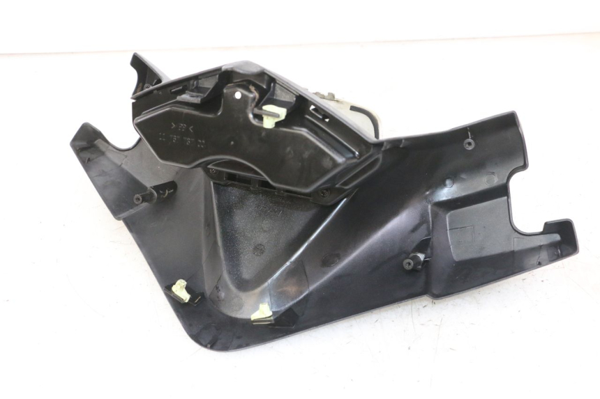 photo de COPRIMANUBRIO ANTERIORE PEUGEOT SATELIS 125 (2013 - 2018)
