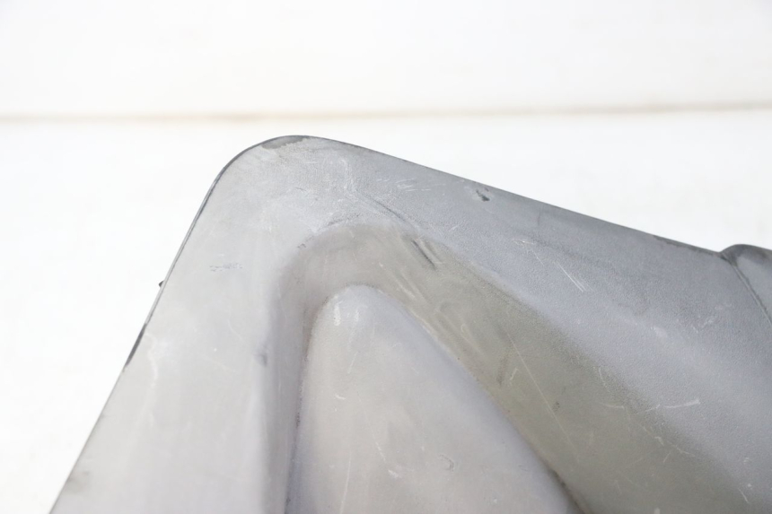 photo de COPRIMANUBRIO ANTERIORE PEUGEOT SATELIS 125 (2010 - 2012)