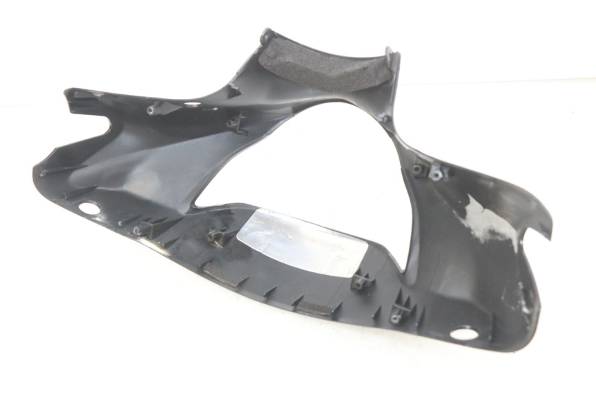 photo de COFANO MANUBRIO ANTERIORE SUZUKI SIXTEEN 125 (2008 - 2010)