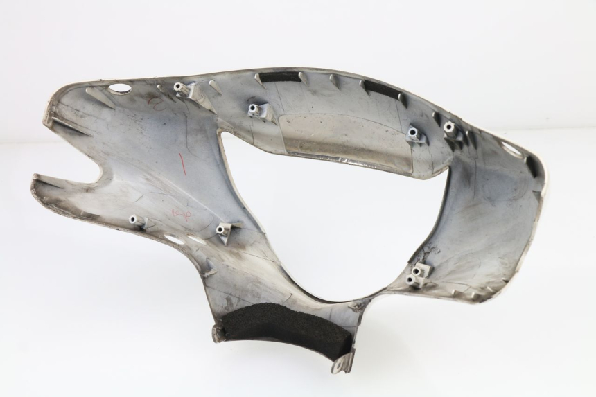 photo de COFANO MANUBRIO ANTERIORE SUZUKI SIXTEEN 125 (2008 - 2010)