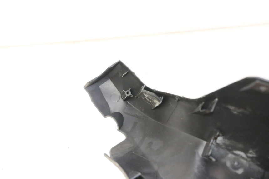 photo de COFANO MANUBRIO ANTERIORE SUZUKI UH BURGMAN 125 (2002 - 2006)