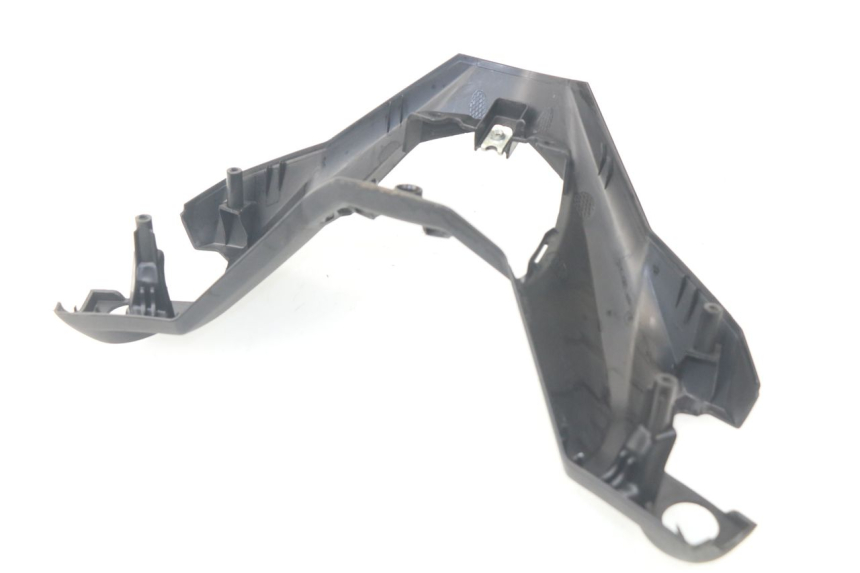 photo de COPERCHIO MANUBRIO ANTERIORE YAMAHA XMAX X-MAX ABS 125 (2014 - 2016) - Dettaglio del componente
