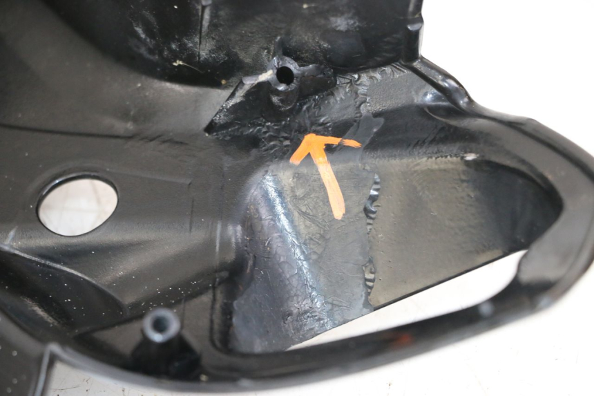 photo de COFANO MANUBRIO ANTERIORE YAMAHA YP MAJESTY 125 (2007 - 2010)