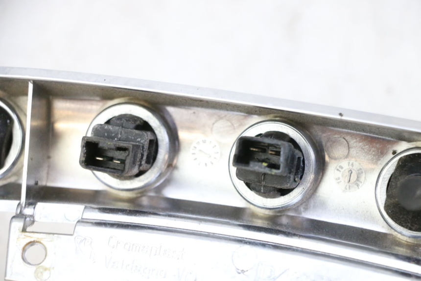 photo de COPRIMANUBRIO COMMUTATORE PIAGGIO MP3 500 (2014 - 2016)