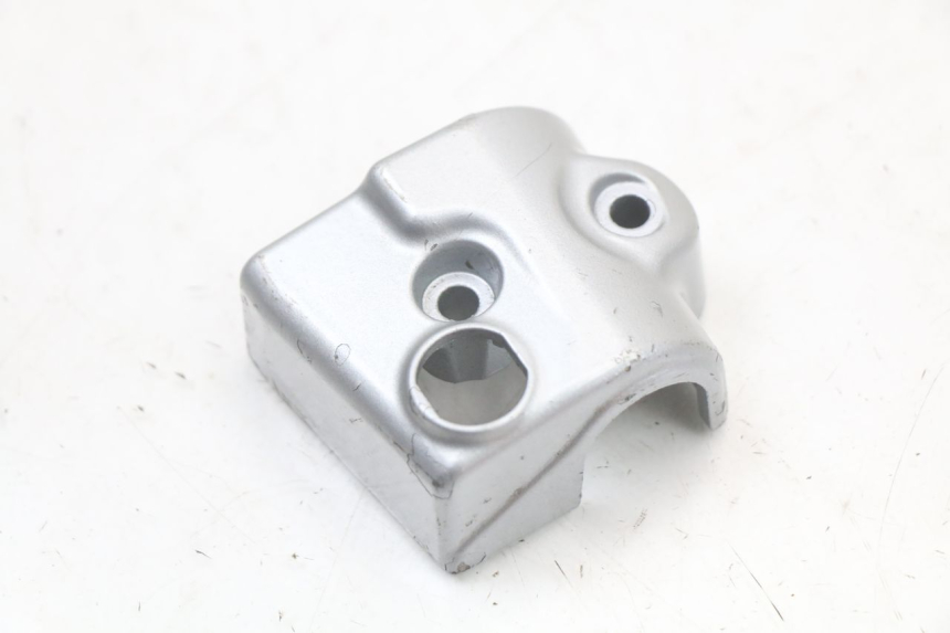 photo de COPRIMANUBRIO COMMUTATORE MOTO GUZZI NORGE 8V GT 1200 (2011 - 2016)