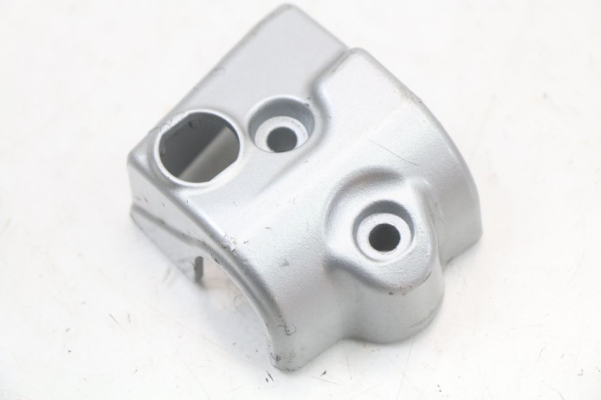 photo de COPRIMANUBRIO COMMUTATORE MOTO GUZZI NORGE 8V GT 1200 (2011 - 2016)