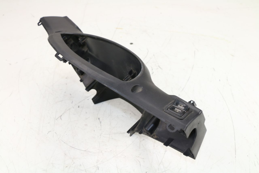 photo de COPERCHIO MANUBRIO COMANDI PEUGEOT TWEET 4T 50 (2010 - 2014)