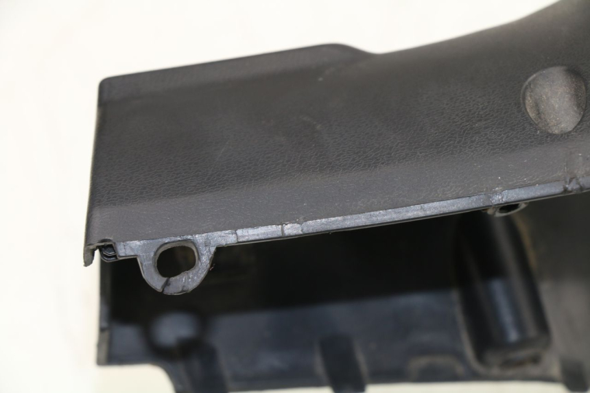photo de COPERCHIO MANUBRIO COMANDI PEUGEOT TWEET 4T 50 (2010 - 2014)
