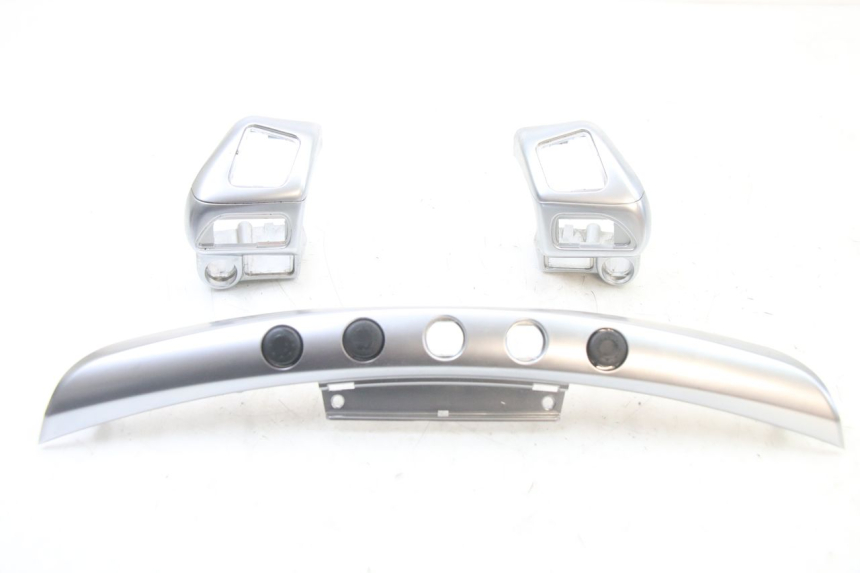 photo de COPRIMANUBRIO COMMUTATORE PIAGGIO MP3 500 (2014 - 2016)