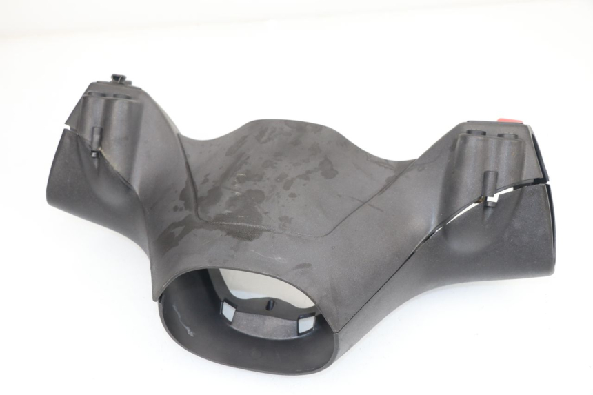 photo de COPERCHIO MANUBRIO COMANDI PIAGGIO X8 400 (2006 - 2007)