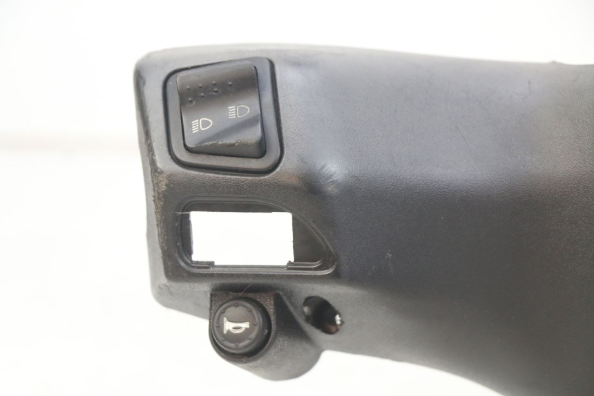 photo de MANOPOLE COPRIMANUBRIO PIAGGIO ZIP 4T 50 (2018 - 2020)