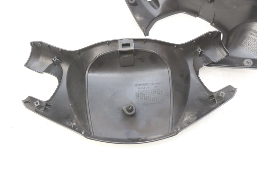photo de COUVRE MANUBRIO HONDA FES S-WING SWING ABS 125 (2007 - 2015)