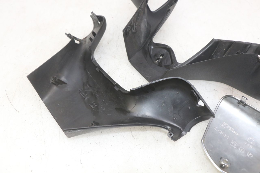 photo de COPRI MANUBRIO PIAGGIO MP3 LT 400 (2007 - 2012)