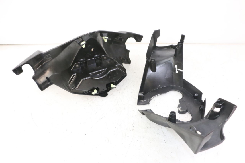 photo de copri manubrio PEUGEOT SATELIS 125 (2010 - 2012)