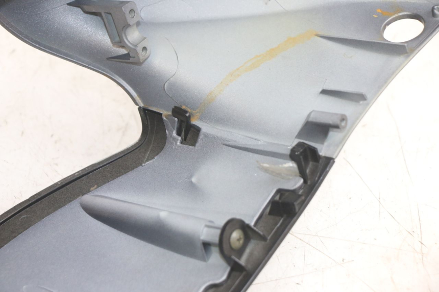 photo de COPRI MANUBRIO PEUGEOT TWEET 4T 50 (2014 - 2019)