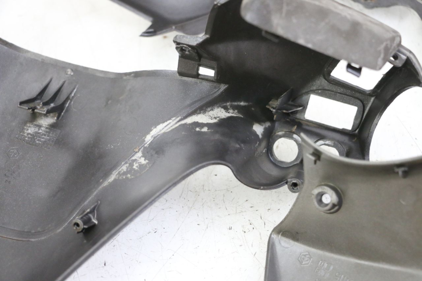 photo de COUVRE MANUBRIO PIAGGIO X8 125 (2004 - 2007)
