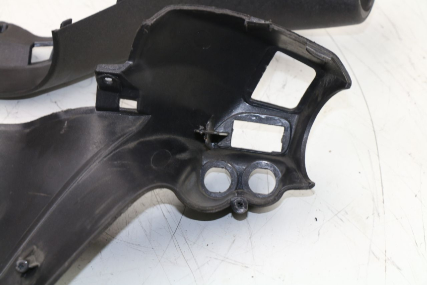 photo de COPRI MANUBRIO PIAGGIO X9 EVOLUTION 125 (2003 - 2007)