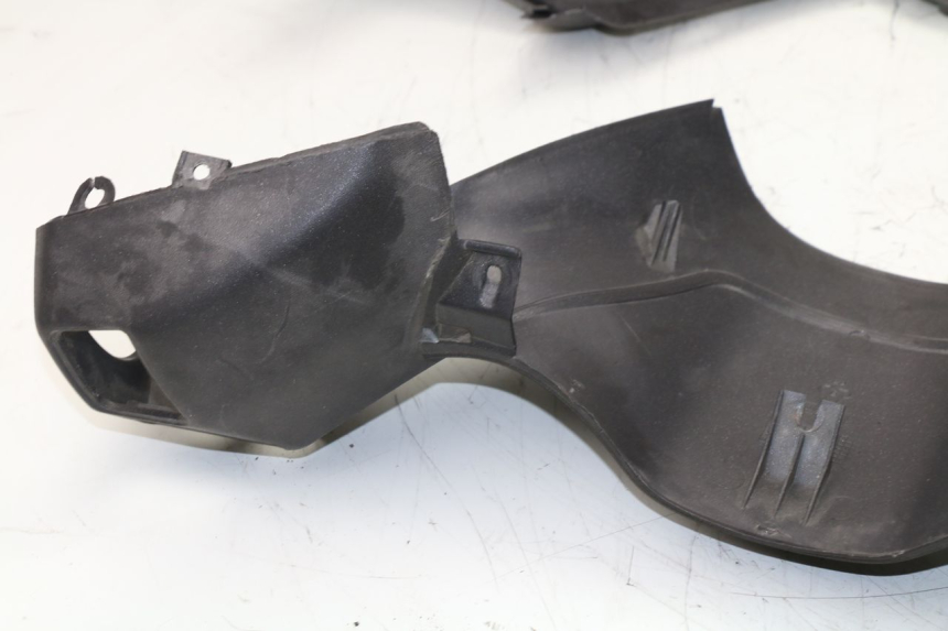 photo de COPRI MANUBRIO PIAGGIO X9 EVOLUTION 125 (2003 - 2007)