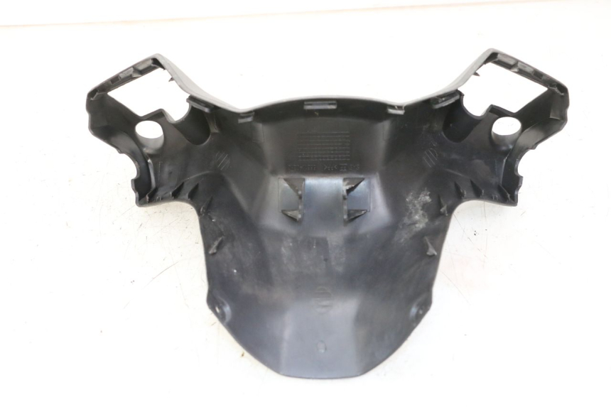 photo de COUVRE MANUBRIO SUZUKI BURGMAN 125 (2007 - 2014)