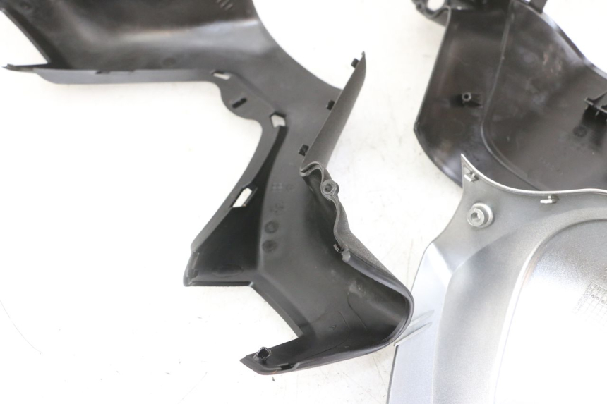 photo de MANOPOLE PIAGGIO XEVO - X EVO 125 (2007 - 2016) - Altra vista dell'articolo