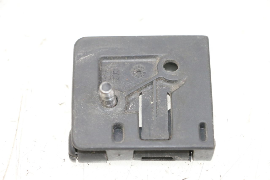 photo de GANCIO PORTAPACCHI MBK BOOSTER SPIRIT NAKED 50 (2004 - 2017) - Dettaglio del componente