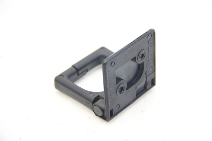 photo de GANCIO PORTAPACCHI PEUGEOT CITYSTAR IE 2T 50 (2018 - 2021) - Dettaglio del componente