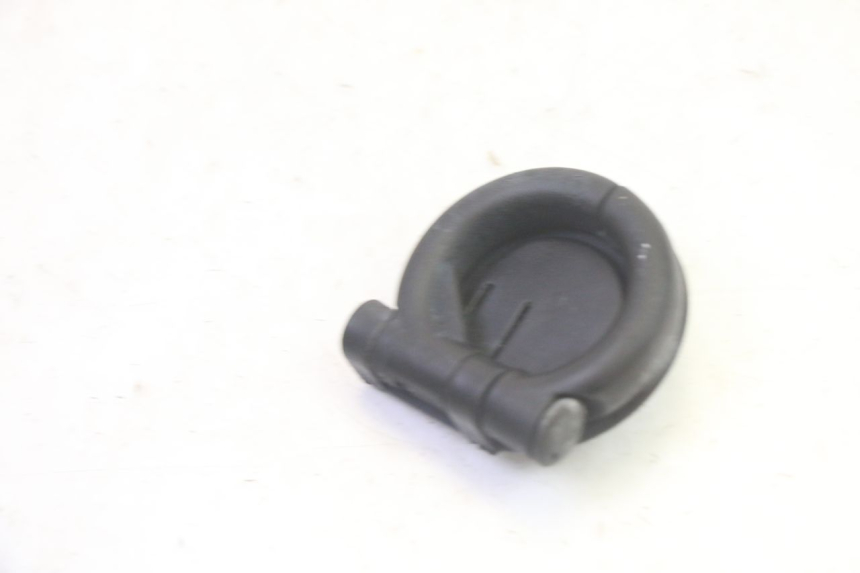 photo de Gancio borsa PIAGGIO MP3 RL 250 (2007 - 2010) - Zoom sullo stato d'uso