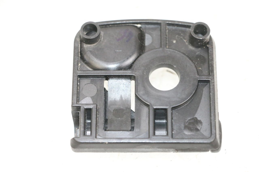 photo de GANCIO PORTAPACCHI YAMAHA NEO'S CORE 1 (2022 - 2026) - Zoom sullo stato d'uso