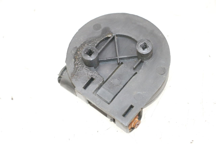 photo de GANCIO BORSA PIAGGIO NEW TYPHOON 50 (2018 - 2021) - Dettaglio del componente