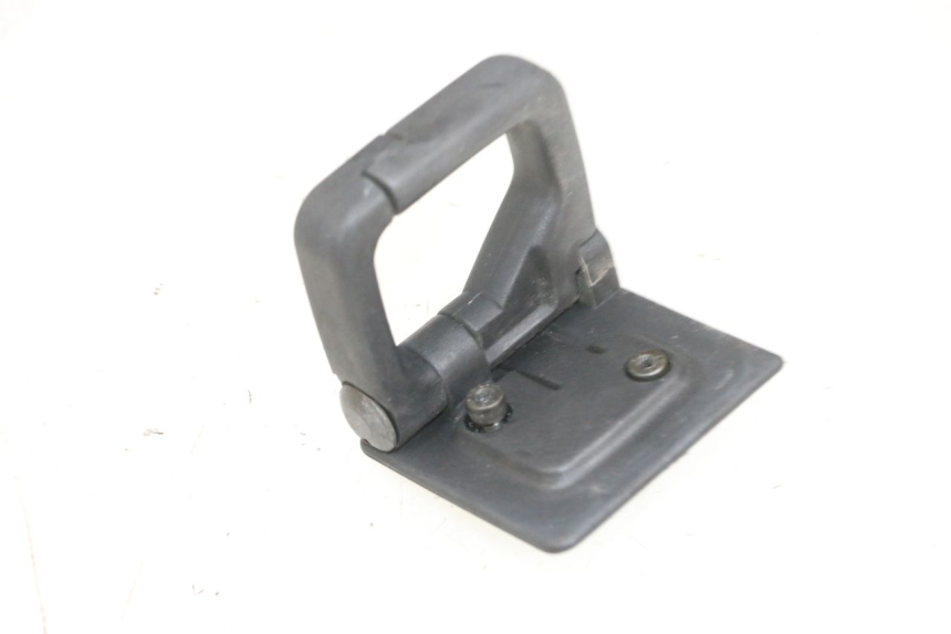 photo de GANCIO PORTAPACCHI PEUGEOT VIVACITY 100 (1999 - 2008) - Vista principale