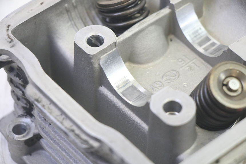 photo de TESTATA KYMCO AGILITY 16+ 4T 50 (2018 - 2023) - Caratteristiche distintive