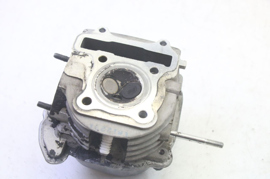 photo de TESTATA KYMCO AGILITY 16+ 4T 50 (2018 - 2023) - Primo piano tecnico