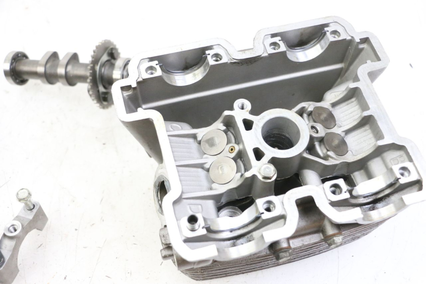 photo de TESTATA POSTERIORE HYOSUNG GTR 125 (2006 - 2008)