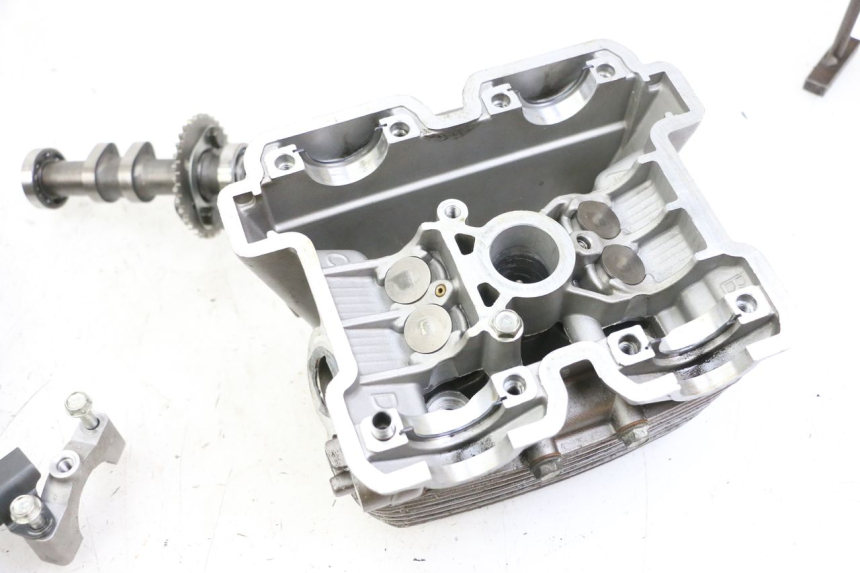 photo de TESTATA POSTERIORE HYOSUNG GTR 125 (2006 - 2008)