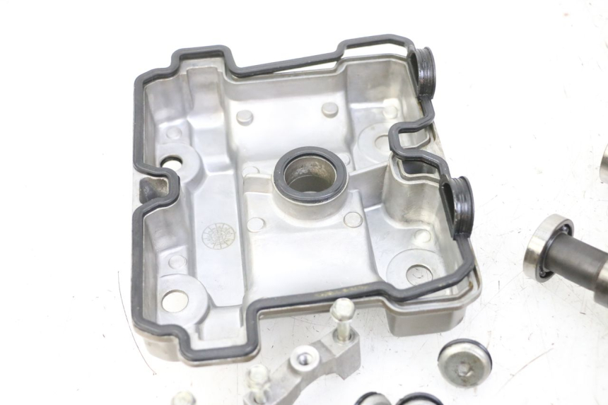 photo de TESTATA POSTERIORE HYOSUNG GTR 125 (2006 - 2008)