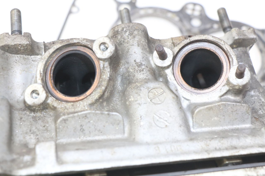 photo de CULASSE POSTERIORE HONDA VFR FI RC46 800 (1998 - 2001)