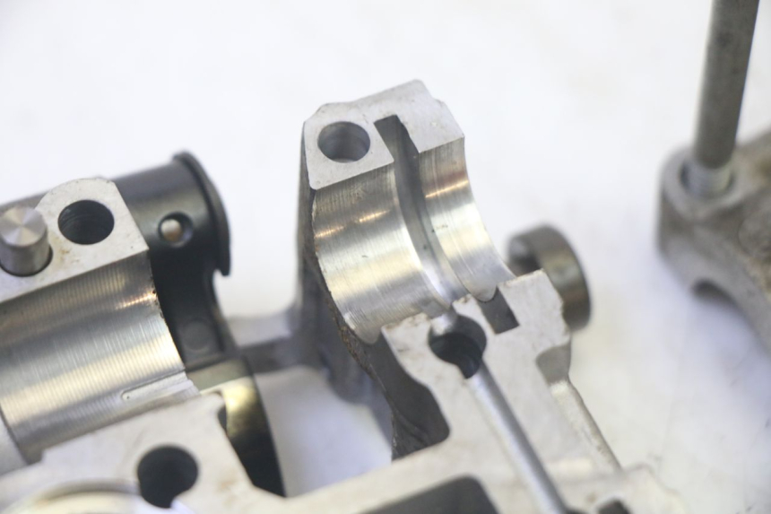 photo de TESTATA POSTERIORE BMW R RT ABS 1200 (2010 - 2014) - Dettagli dei punti di fissaggio