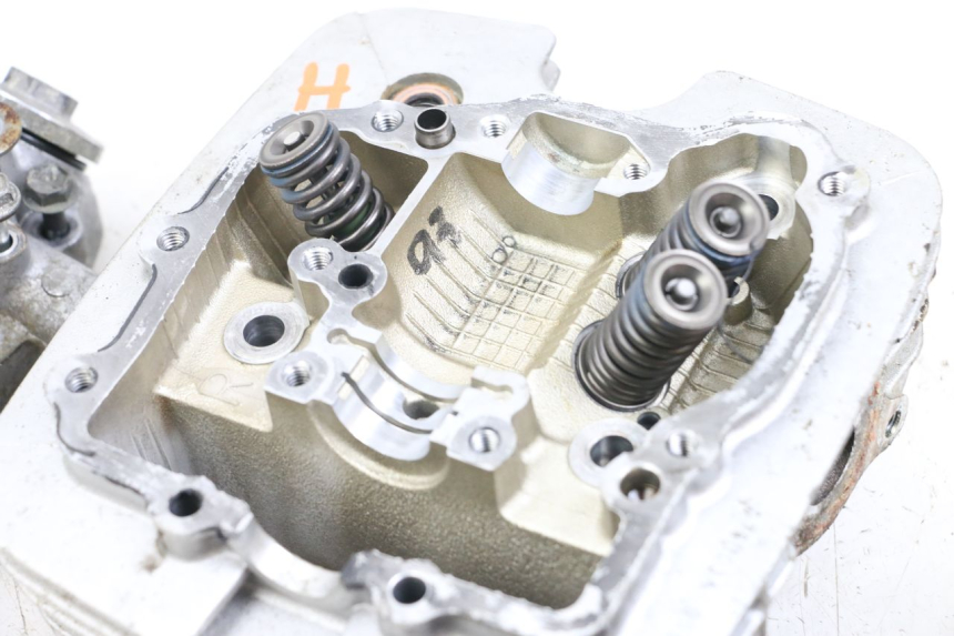 photo de TESTATA POSTERIORE SUZUKI VL INTRUDER 125 (2004 - 2007)