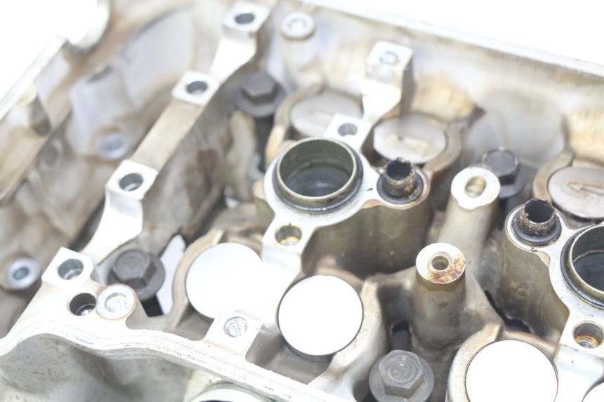 photo de CULASSE POSTERIORE HONDA VFR FI RC46 800 (1998 - 2001)