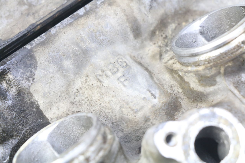 photo de TESTATA ANTERIORE HONDA VFR FI RC46 800 (1998 - 2001)