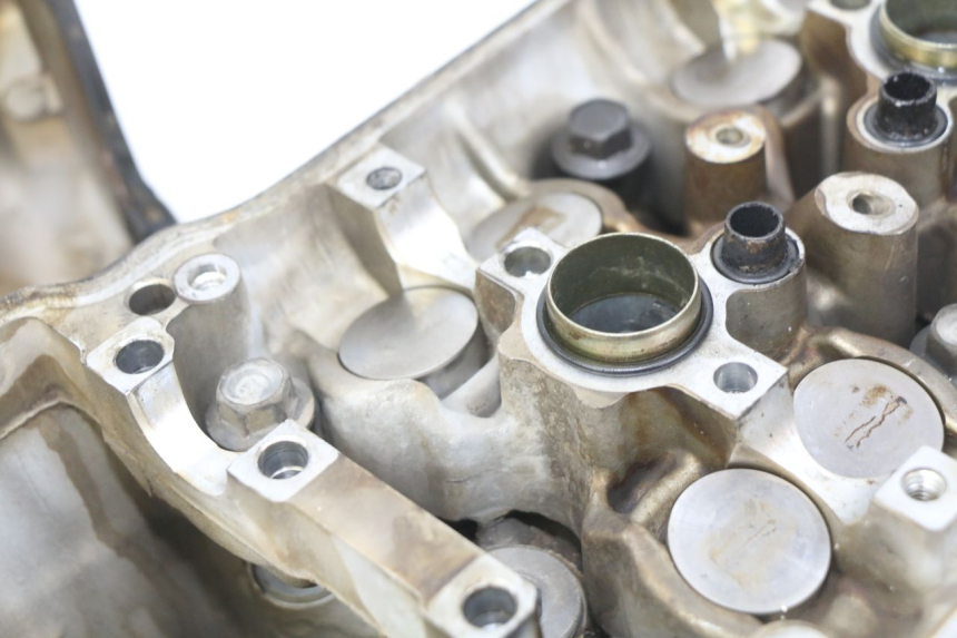 photo de TESTATA ANTERIORE HONDA VFR FI RC46 800 (1998 - 2001)