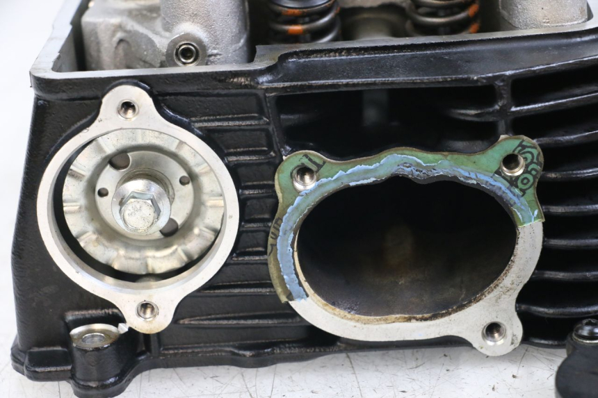 photo de TESTATA ANTERIORE MOTO GUZZI NORGE 8V GT 1200 (2011 - 2016)