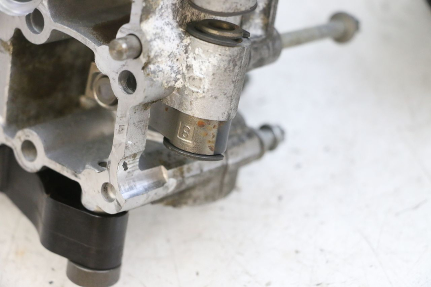 photo de TESTATA ANTERIORE BMW R RT ABS 1200 (2010 - 2014) - Primo piano tecnico