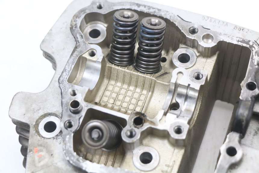 photo de TESTATA ANTERIORE SUZUKI VL INTRUDER 125 (2004 - 2007)
