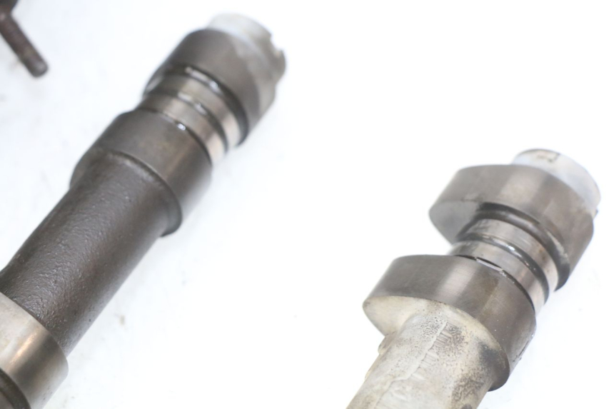 photo de TESTATA ANTERIORE HONDA VFR FI RC46 800 (1998 - 2001)